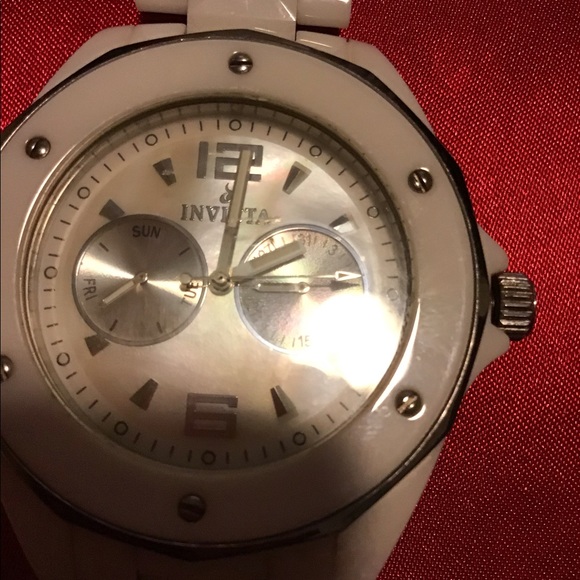 White Ceramic Watch - Picture 5 of 6